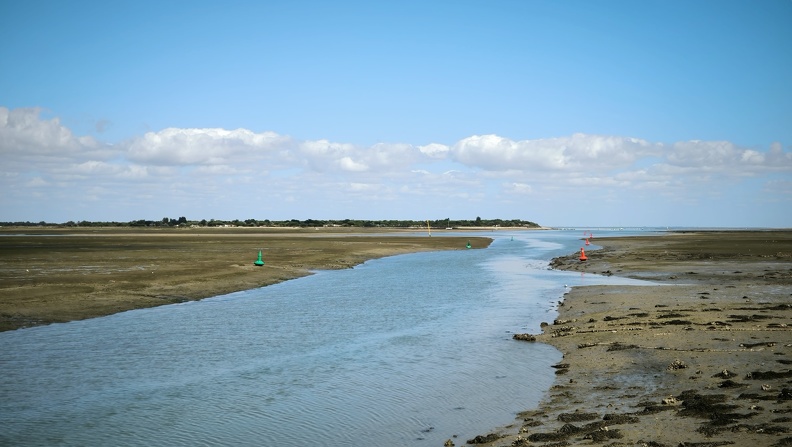 Chenal-Entrée-Sortie-Port-Ars-en-Ré-sur-Fier-d'Ars