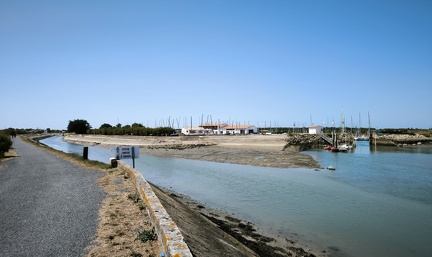 Entrée-W-et-port-Ars-en-Ré